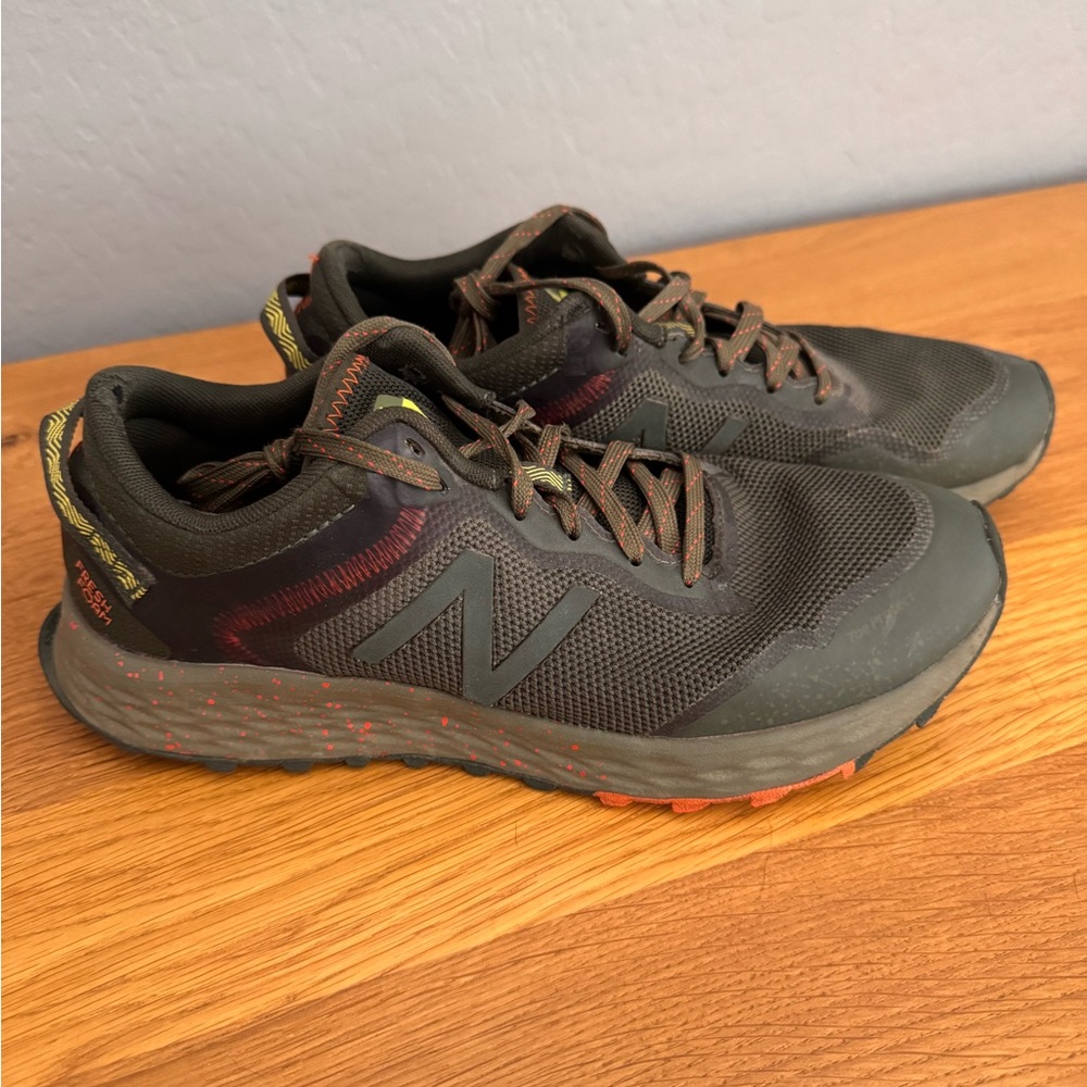 New Balance Men's Trail Running Shoes - Army Green